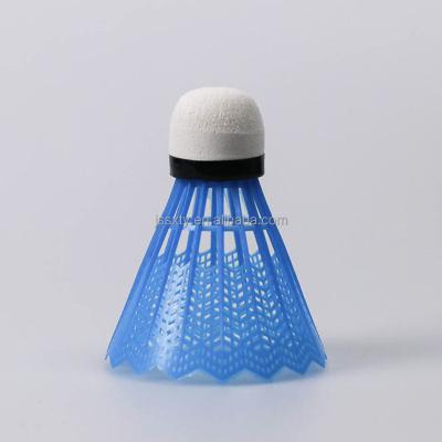 China Blue Nylon Cork Factory Wholesale Color Plastic PU Ball Mix Badminton Shuttlecocks Ourdoor Use for sale