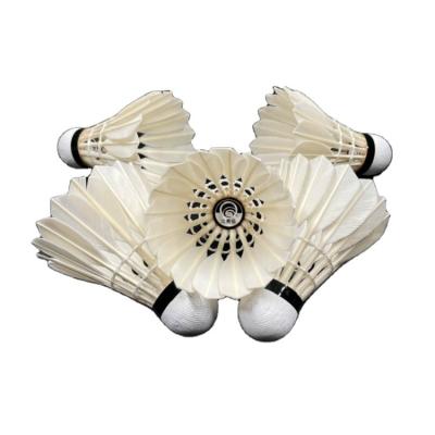 China Two Layer Cork Two Layer Cork Class A Goose Feather Color Badminton Goose Badminton Shuttlecock White for sale