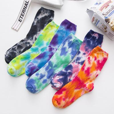 China Breathable Cotton Socks Women and Men Lovers Fashion Tie Dye Loose Socks Europe and America Football Sports for sale