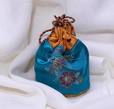 China OEM Traditional Tibetan Family Bathroom Pure Natural Air Purified Borre Spice Scented Bag for sale