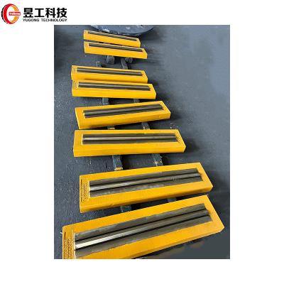 China Factory Direct Commercial High Building Material Stores High Quality Wear Resistant Chrome With Ceramic Blow Bar For Impact Crusher for sale