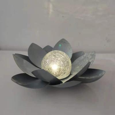 China Beautiful LED Metal Lotus Water Lily Flower Petal Shape Solar Outdoor Decorative Light for sale