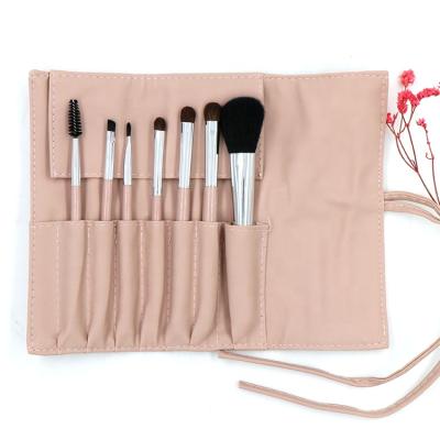 China Yaeshii 7pcs High Quality Soft Portable Makeup Brush Set Portable Plug and Brush Kit Brush Sets for Makeup for sale