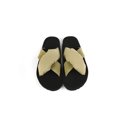 China Fashion Trend Ladies Girls Summer Casual Outdoor Shoes Fashion Belt Crossover Women Flat Slipper Sandals for sale