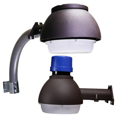 Cina IP65 impermeabilizzano il flusso luminoso all'aperto di Lightt 130lm/w DLC 8800LM di area del LED in vendita