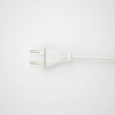 China SH-67 Vrouwelijk eindtype SNI-gecertificeerd 250v 10A vlamvertragend PVC-stroomkabel met goede verkoop en SNI-certificering Te koop