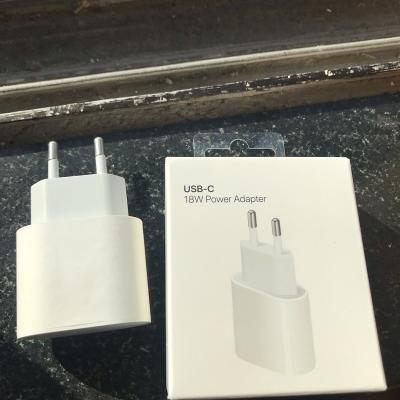 China Mobile Phone Types 20W USB-C Power Adapter 20W Fast Charger Usb C Cable PD Charger For iPhone 12 Charger and Cable for sale