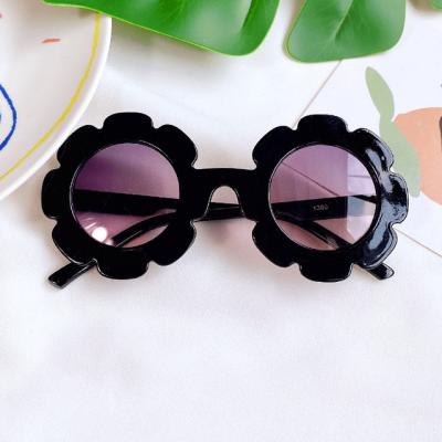 China Fashion Sunglasses Summer Boys Girl Cute Cartoon Animal Flower Wings Classic Children Sun Glasses Children Lovely Vintage Sun Glasses Outdoor Protection for sale