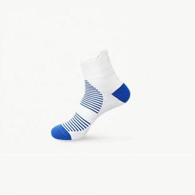 China Wholesale Manufacturer Breathable Polyester Basketball Men Socks for sale