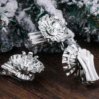 China Religious Activities Christmas Tree Candle Cuts 5cm Candle Holder with Unadjustable Clip Metal Candlestick for sale