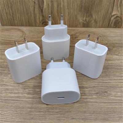 China Mobile Phone PD20w Charger Fast charge usb-C adapter for iPhone14 mobile phones for sale