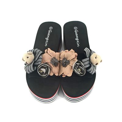 China Chinese rubber sole increasing size summer slippers suitable for indoor and beach slippers for sale