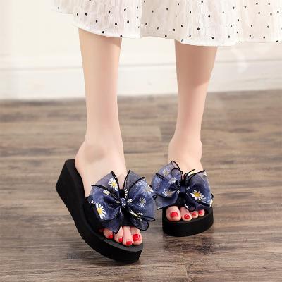 China Soft Women's Slippers Suppliers 2022 Fashion Trend Chinese Comfortable Beach Slippers for sale