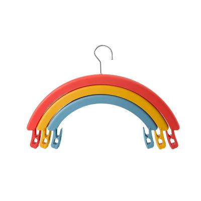 China Durable Multifunctional Revolving Clothespin Clip Rainbow Anti-Slip Hanger for sale