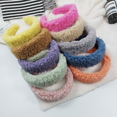 China Fashionable Autumn Winter Lamb Headand Wide Fur Plush Headband Candy Color Wool Headband For Women for sale