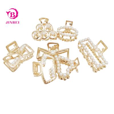 China Trendy Fashion Hair Accessories Korean Girls Women Bead Hair To Claw Gold Metal Hair Claw Clip With Pearl for sale