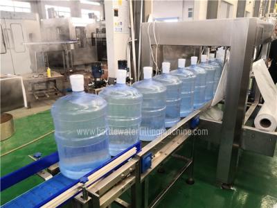 Chine Chaîne de production remplissante de machine de remplissage du gallon 18.9L de l'équipement 5 de l'eau 600BPH à vendre