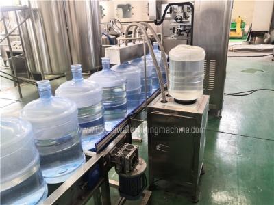 China Litros automáticos de SUS304 600BPH 20 embotelladora del agua de 5 galones con la decapsuladora en venta