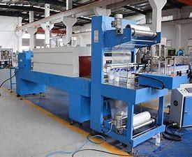 Cina PE Film POF Water Bottle  Shrink Tunnel Machine For Bottle in vendita