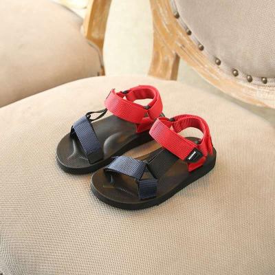 China Baby Buckle Water Lightweight Unisex Cute Sporty Comfortable Strap Sandals Anti-skid Flexible Shoe for sale