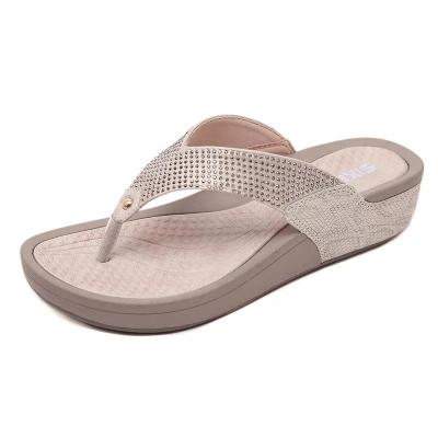 China Usb new hots selling 2020 sandals massage slippers rhinestone flip flops beach shoes central institute of statistics for sale