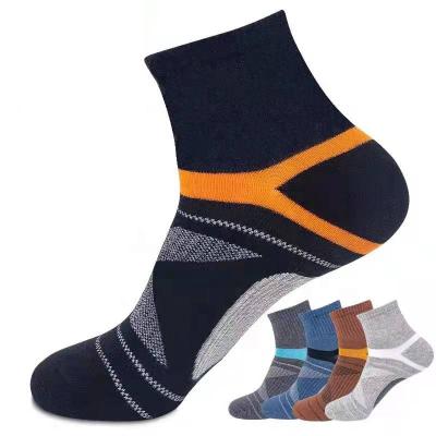 China 2021 High Quality 5Pairs /Lot Antibacterial Spring Combed Sock EUR 38-44 New Cotton Mens Socks Long Casual Breathable Active Man Stripe for sale