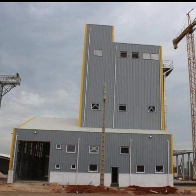 China Q355B Steel Prefabricated Houses Customized Prefabricated Steel Warehouse for sale