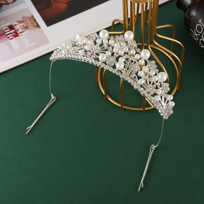 China Cheap New Arrival DP Fashion Pearl Flower Tiara Wedding Headband Bridal Crown Headwear For Women for sale