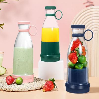 China Wholesale Retail Car RTS USB 60W Juicer Blender Fresh Fruit Juicer Rechargeable Portable Cup with 380ml Capacity for sale