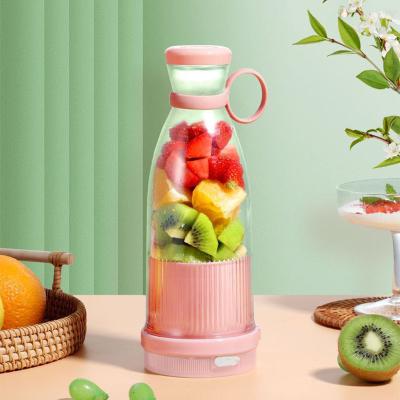 China 2022 Newly Car RTS 2022 Newly Mini Hot Sale Household USB Fruit Ice Cream Smoothie Juicer Blender 380ml Bottle Cup With 6 Blades for sale