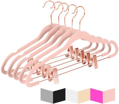 China Wholesale Traditional OEM Rose Gold Ultra Thin Non Slip Velvet Premium Skirt Pants Hangers With Clip for sale