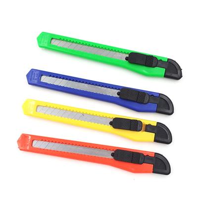 China Plastic+steel DIY Tools Safety Retracting Mini Desktop Paper Cutter Utility Knife With 9mm Blade for sale