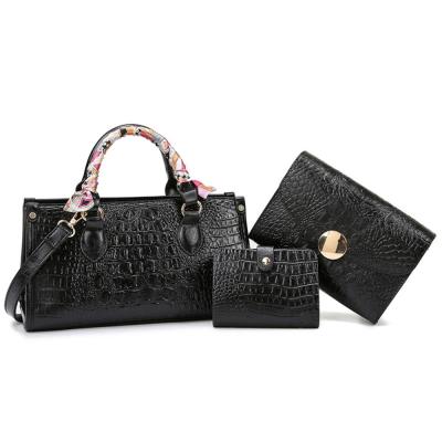 China Fashionable Women Fashion Design Set Bag Office Lady Leather Handbags Set for sale