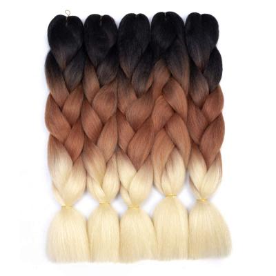 China Synthetic Braiding Hair Extensions 24-32 Inch Mix Braiding Hair Three Color Synthetic Hair For Crochet Braiding Wigs for sale