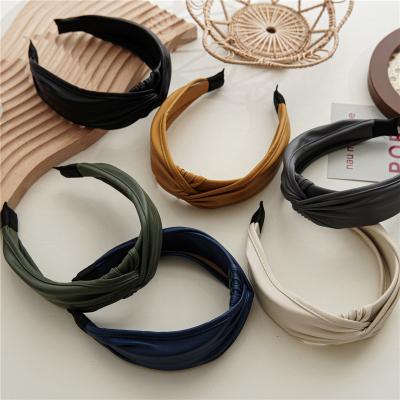 China Hairhoop Hao Han Wholesale Vintage Hair Hoops For Cortical Camellia Hairbands Hair Circle Of Women Girls Hair Accessories 2023 New for sale