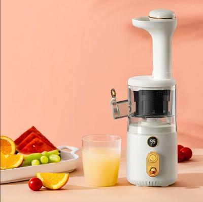 China Car Rechargeable 5200mAh Vegetables Fruit Slow Juicer OEM Make Portable High Quality Cordless Mini Juicer for sale