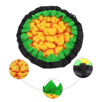 China Viable Multifunctional Shrinkable Dog Mat Dog Training Mat Snuffle Mat For Dogs for sale