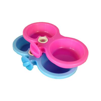 China Plastic Hanging Pet Water Fountain Dog Driver Cage Hanging Dog Bowl Double Bowl for sale