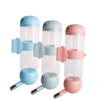 China Viable Manufacturers Wholesale New Pet Water Bottle Dog Water Dispenser Pet Hanging Cage Pet Kettle Cup for sale