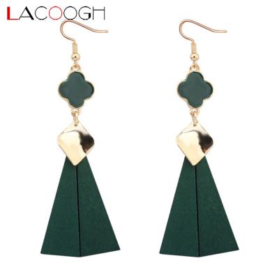 China TRENDY Popular Four Leaf Clover Designs Elegant Wooden Fashion Earing Women's Earrings For Women for sale