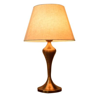 China European American luxury gold simple decoration designer personality atmosphere table lamp bedroom vertical bedside floor lamp for sale