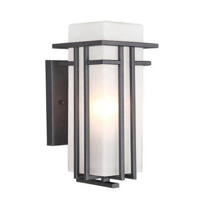 China Modern European/American/Classic/Middle East Style Modern Garden Led Outdoor Wall Lights IP54 Mount Suppliers Wholesale Frosted Glass Outdoor Wall Lamps Stock for sale