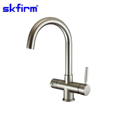 China Thermostatic Hot &Cold Water Kitchen Faucets Instant Boiling Filtration Faucet 3 In 1 Heater for sale