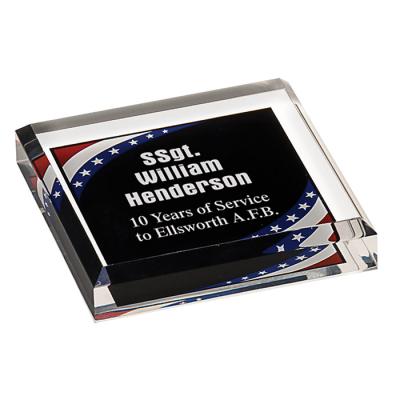 China Home Decoration Stars and Stripes Acrylic Paperweight Polished Custom Paperweights With Chamfering Edge for sale