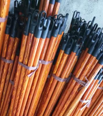 China Sustainable Chinese High Quality PVC Covered Wooden Broom Handle and Wooden Broom Handle for sale