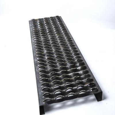 China Easily Assembled Aluminum Non Slip Grating Low Stair Treads Outdoor Industrial Stair Treads for sale