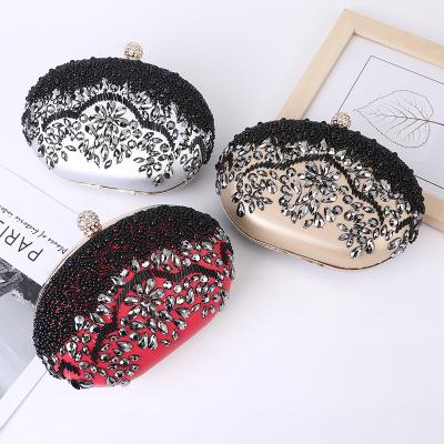 China Fashion New Luxury Handmade Bead Embroidery Handbag Shoulder Mobile Phone Bag Party Wedding Women's Tote Bags for sale