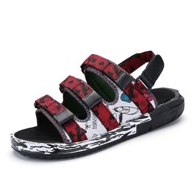 China 2019 New Design Fashionable Sandals Scare New Cheap Mens Flip Flop Unique Rubber Leather Uppers For Men Red Shoes for sale