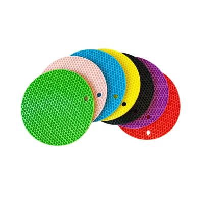 China Sustainable High quality Honeycomb Silicone Hot Pot Mat Holder Round Shape Silicone Trivets Mat Heat Resistant Kitchen Silicone Pot Mats for sale