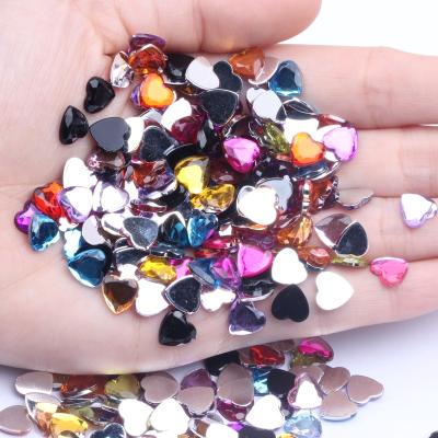 China New Flatback Style 8mm Rhinestones 5000pcs Acrylic Heart Shape Flat Back Flat Facets For Phone Cases Nails Art Supplies Acrylic Gem for sale